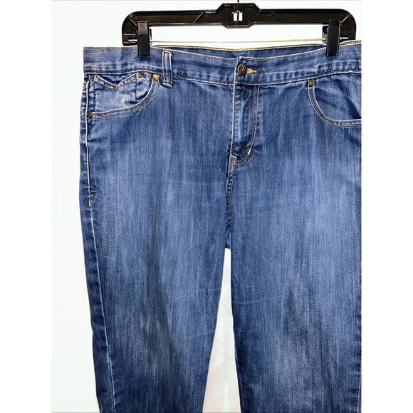 Old Navy The Flirt Capri Jeans Womens 16 Mid Rise Beach Summer - Picture 2 of 10